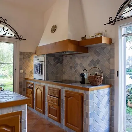 Santa Reparata Di Balagna Casa de Férias LʼÎle-Rousse