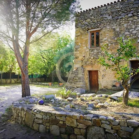 Santa Reparata Di Balagna LʼÎle-Rousse