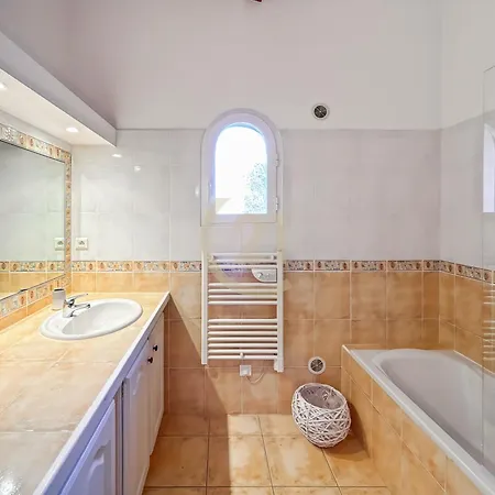 Holiday home Santa Reparata Di Balagna