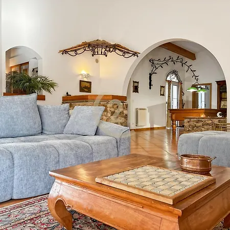 Holiday home Santa Reparata Di Balagna *